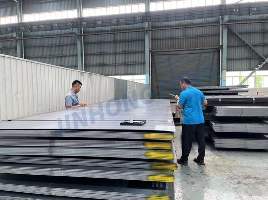 Hoja de acero laminada en caliente de superficie lisa para ASTM A570 A36 Q195 S235JR Bobina de acero al carbono HRC de bajo contenido de carbono