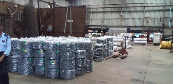 Tuvo certificado ASTM 6 8 9 10 12 14 18 20 alambre de púas galvanizado en caliente con y certificado