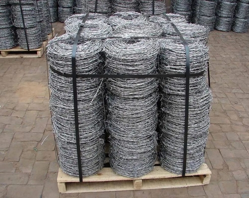 ASTM 6 8 9 10 12 14 18 20 alambre de púas galvanizado en caliente con longitud de la barra y requisitos del cliente de alambre de hierro