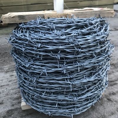 Extensión de alambre de afeitar / galvanizado o revestido de PVC Estándar de seguridad de grado de prisión La solución definitiva para la disuasión de intrusos
