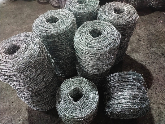 Extensión de alambre de afeitar / galvanizado o revestido de PVC Estándar de seguridad de grado de prisión La solución definitiva para la disuasión de intrusos