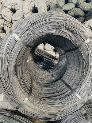 Q195 Q235 1006 1008 alambre de hierro galvanizado para embalajes tejidos y aplicaciones duras Diámetro 0,2 mm-8 mm