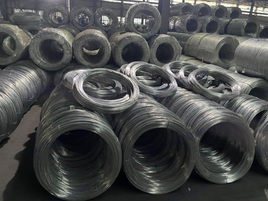 Rodas de alambre de acero galvanizado 5.5mm 6.5mm 8mm Q195 Q235 de Ideal para soluciones de construcción de protección