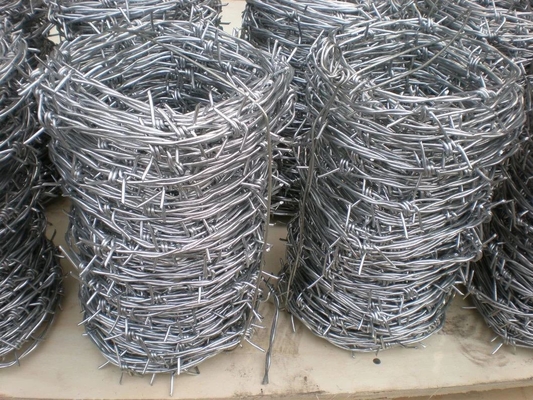 Rejilla de alambre de púas galvanizado para la protección de Anping con muestra de alambre de hierro disponible