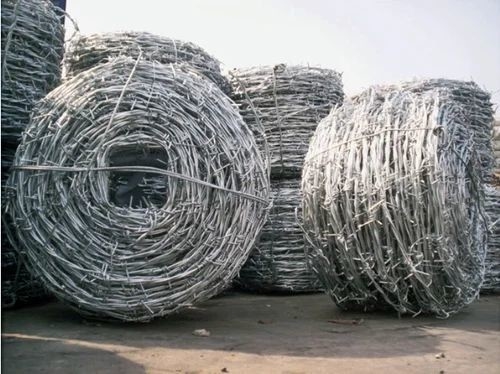 Arame de alambre de púas galvanizado con una sola navaja de 500 metros de largo