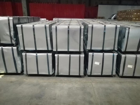 ± 1% Tolerancia PPGI Tiles de onda de bobina GI Hoja de acero corrugado para hojas de techo de hierro galvanizado prepintadas