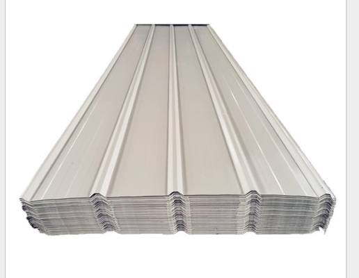 - Venta de 6m de hierro IBR Precios por hoja de acero corrugado de color RAL 9016 zinc galvanizado PPGI hoja de techo metálico