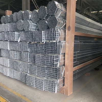 Forma de sección rectangular Tubos de acero galvanizado por inmersión en caliente 1,5 mm 2 mm Tubos cuadrados huecos MS Tamaños de tubería para tuberías estructurales