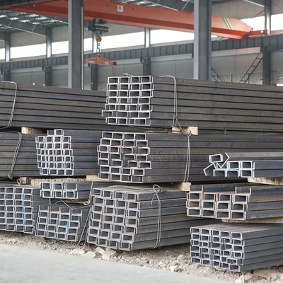 Edificios comerciales Facturación por peso real Q235B SS400 Q345B Sección galvanizada en frío de acero estructural C/U Forma de perfil de canal de acero