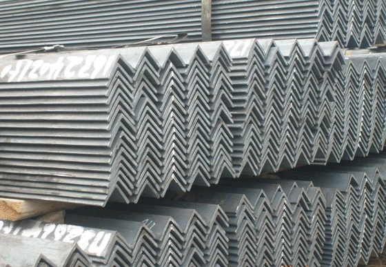 Acero AISI de alta resistencia de la serie Q195-Q420 para la construcción basado en la técnica y la barra de ángulo desigual laminada en caliente
