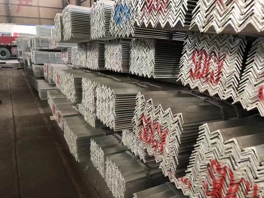 Tolerancia ± 1% laminado en frío Técnica de laminado en caliente 20*20mm 30*30mm 25*25mm Ángulo SS Venta directa Ángulo de acero inoxidable