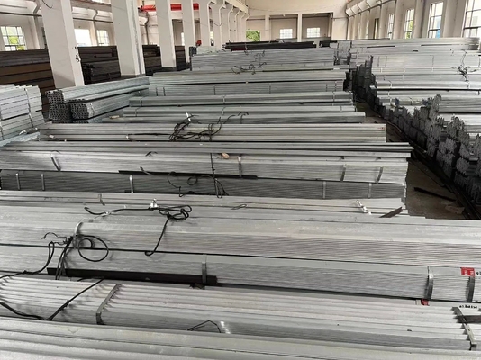 Barras de acero de ángulo laminadas en caliente 2205 2507 V en forma de ángulo de acero de 3.0 mm a 100 mm estándar AiSi ASTM DIN EN GB JIS bs