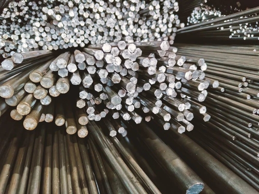 Q235 Q255 Q345 laminado en caliente laminado en frío Rodas de acero de barras redondas para la industria de materiales de construcción Servicio de procesamiento Desenrollamiento