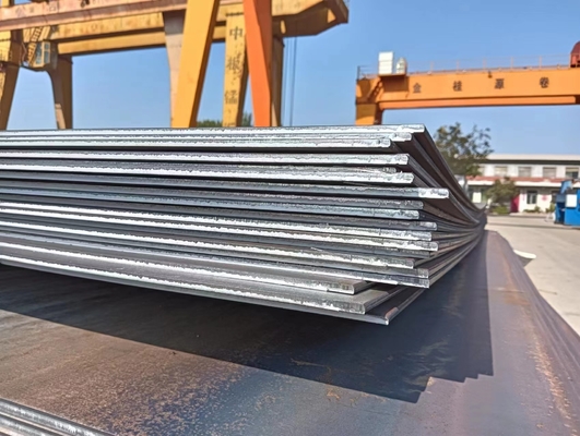 SA516 ASTM A36 Q235 Placa de desgaste de acero al carbono laminada en caliente con carburo de alto cromo revestido de recubrimiento resistente al desgaste
