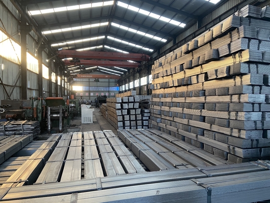 Tolerancia no de aleación ± 1% de barras planas de acero para el primer acero 20 45 S235 SS400 ASTM A36 Slices especiales laminadas en alta demanda