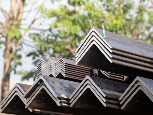 Astm A36 Q235 Q355 Ángulo de acero carbono ángulo igual acero galvanizado hierro en forma de L barras de acero suave ángulo