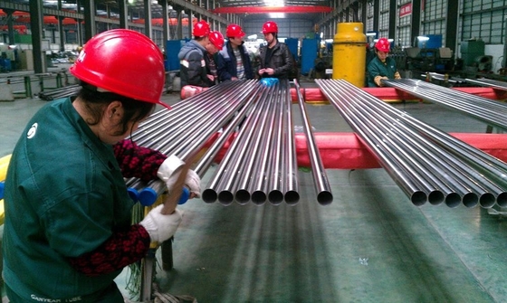 304/304L/316316L/347/32750/32760/904L A312 A269 A790 A789 Tubo de acero inoxidable Tubo soldado Tubo sin soldadura