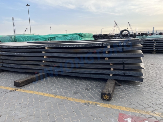Gran inventario de placas de acero al carbono laminadas en caliente, disponibles en tamaños 212506000mm, con los grados Q355, SS400 y Q195