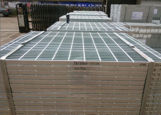 Fábrica de salida 30*3 Rejas de barras de acero galvanizado G505/30/100 G503/30/100 Plataforma de suelo Rejas de acero galvanizado