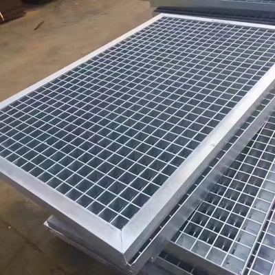 Fábrica mayorista de acero suave de color recubierto de rejilla redonda 1m x 1m de acero galvanizado
