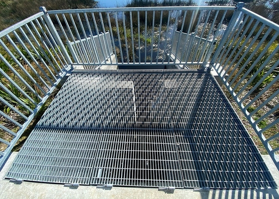 Grilla de acero galvanizado de alto nivel Tamaño estándar G253/30/100 G303/30/100 Grilla de barras de acero
