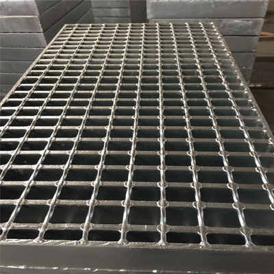 Grilla de acero recubierto de zinc de alta calidad para la personalización del mar Grilla de acero soldado galvanizado en venta