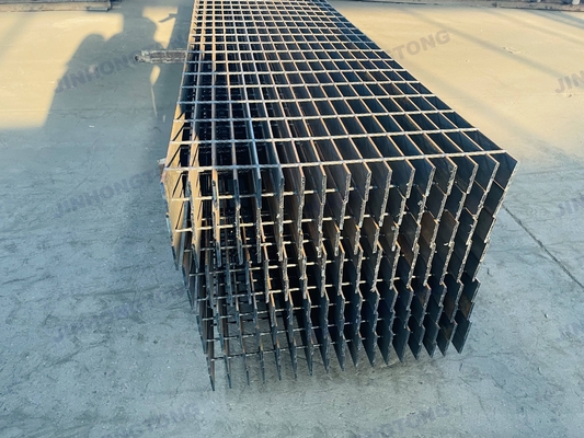 Venta en caliente Construcción Alta resistencia 3-50 mm Q235 201 304 316 345 Rejilla de acero al carbono